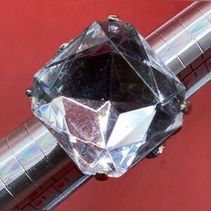 Vintage Ring Women’s Faux Diamond Cut Glass Silver Tone Filigree Size 7 Cocktail